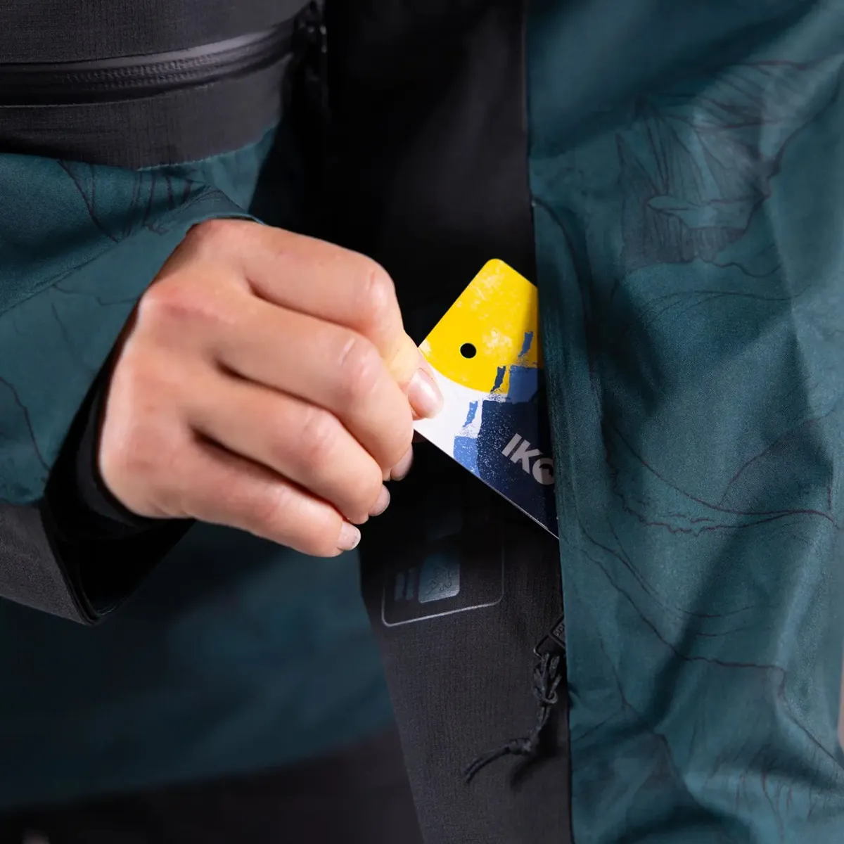 Women's MTN Surf Recycled Anorak